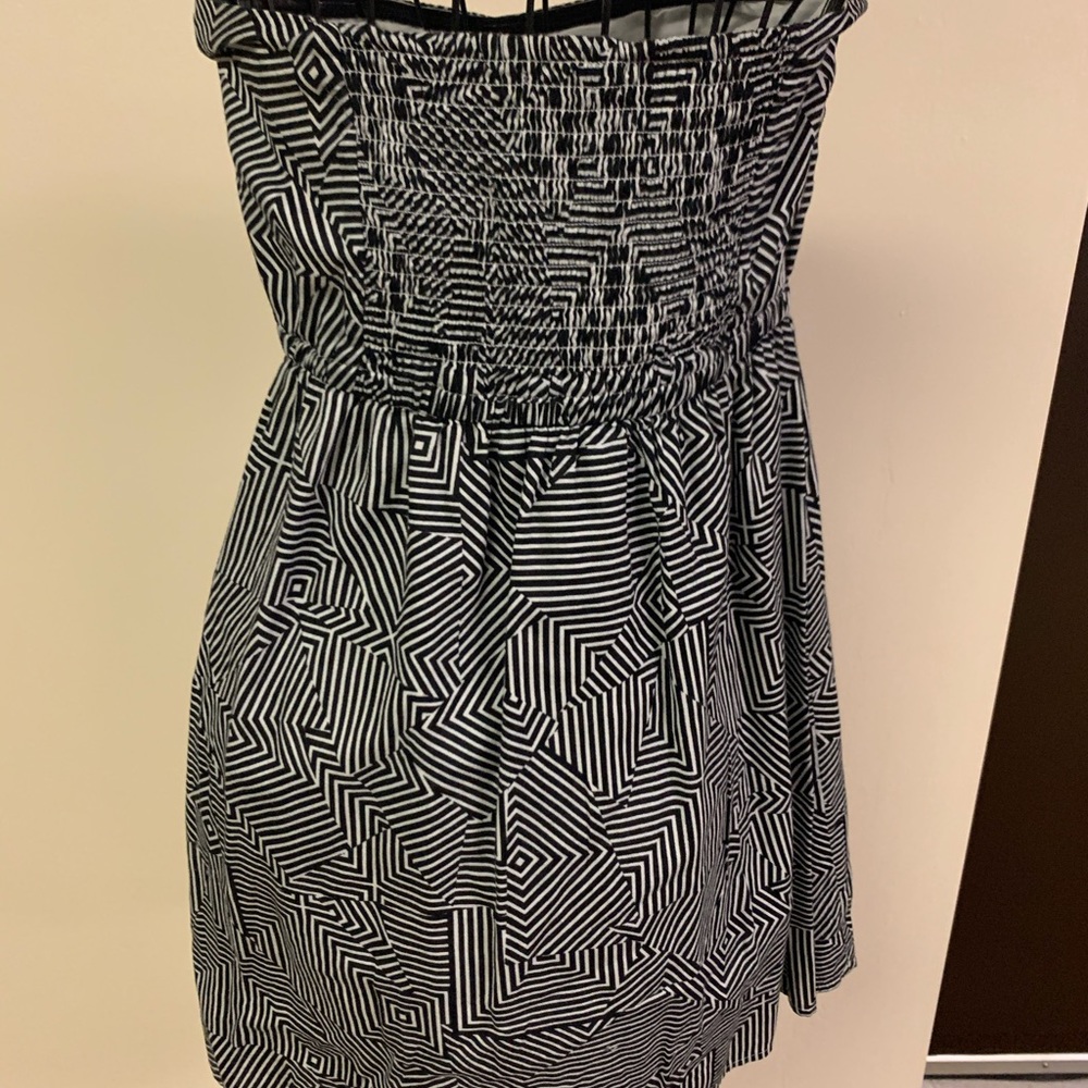 Volcano black and white strapless sundress size M